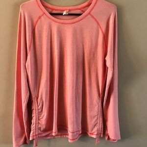 Lucy long sleeve t shirt size large